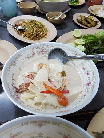 Nat Phop Yung Thong Restaurant